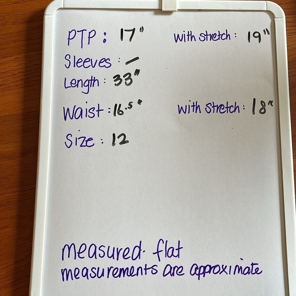 Spense black fitted Sz 12 dress with gold toned embellishments around collar - Picture 9 of 9